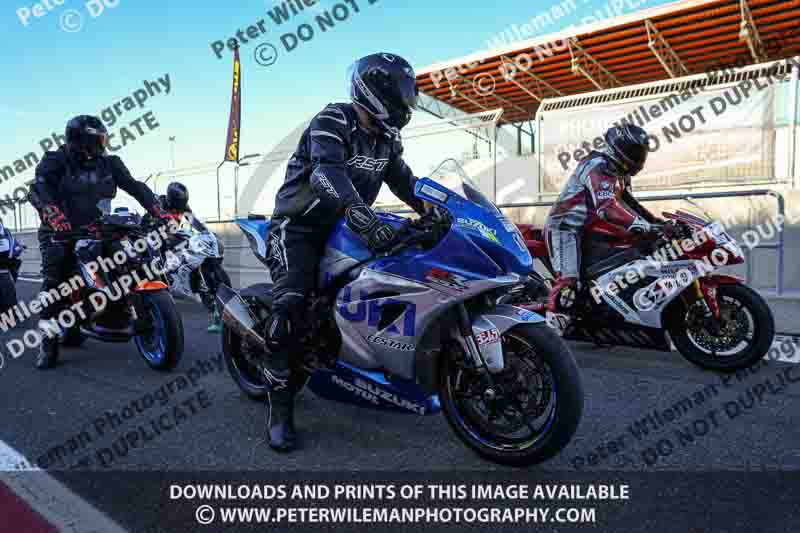 cadwell no limits trackday;cadwell park;cadwell park photographs;cadwell trackday photographs;enduro digital images;event digital images;eventdigitalimages;navarra;no limits trackdays;peter wileman photography;racing digital images;trackday digital images;trackday photos